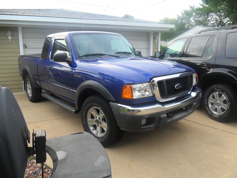 Illustration for article titled STWJRC: A little bit on Dad's '05 Ranger FX4
